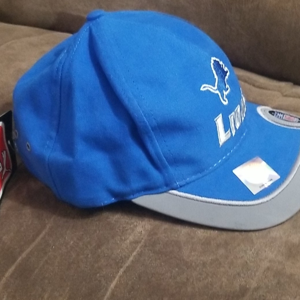 HAT - Picture 3 of 7